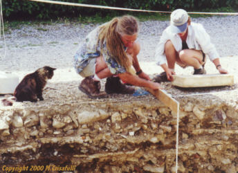 Geoff and Karen set up a measuring machine